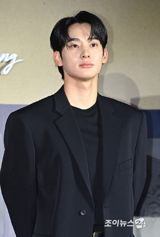 배우 정가람이 13일 서울 신도림 라마다 호텔에서 열린 넷플릭스 시리즈 '탄금' 제작발표회에서 포토타임을 갖고 있다. [사진=곽영래 기자]