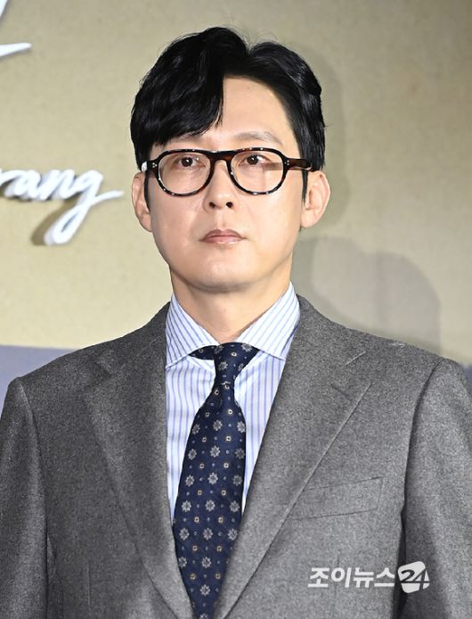 배우 박병은이 13일 서울 신도림 라마다 호텔에서 열린 넷플릭스 시리즈 '탄금' 제작발표회에서 포토타임을 갖고 있다. [사진=곽영래 기자]