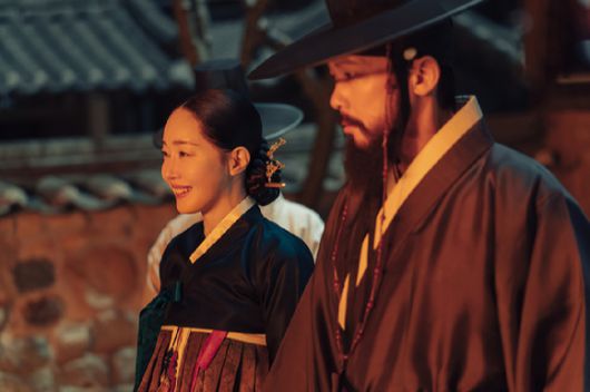 배우 엄지원이 넷플릭스 시리즈 '탄금'에서 열연하고 있다. [사진=넷플릭스]