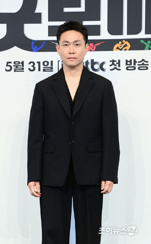 배우 오정세가 29일 오후 서울 구로구 신도림동 더 링크 서울 트리뷰트 포트폴리오 호텔에서 열린 JTBC 토일 드라마 '굿보이' 제작발표회에 참석하고 있다. [사진=정소희 기자]