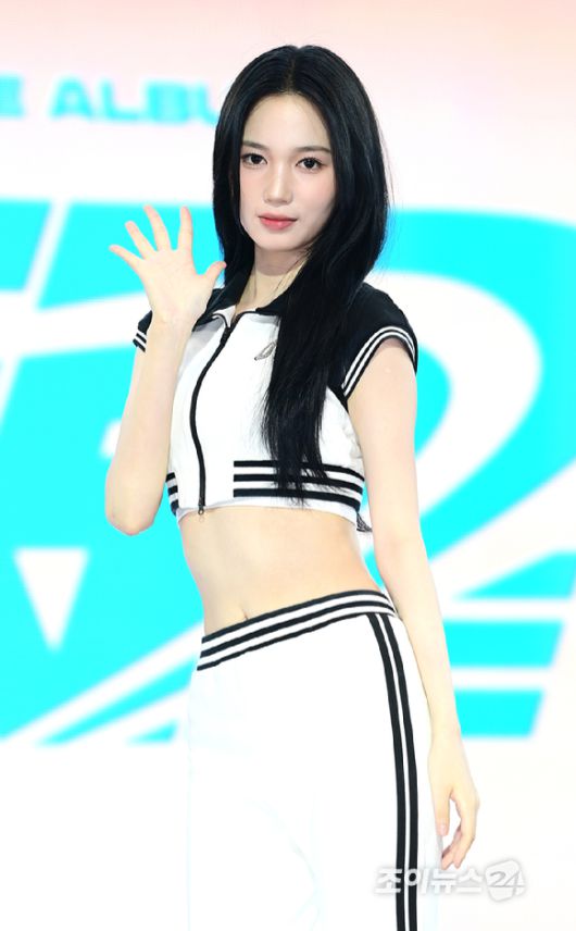 그룹 유스피어 여원이 4일 오후 서울 마포구 상암동 SBS프리즘타워에서 열린 유스피어(USPEER) 첫 번째 싱글 앨범 'SPEED ZONE' 발매 기념 쇼케이스에 참석하고 있다.  [사진=정소희 기자]