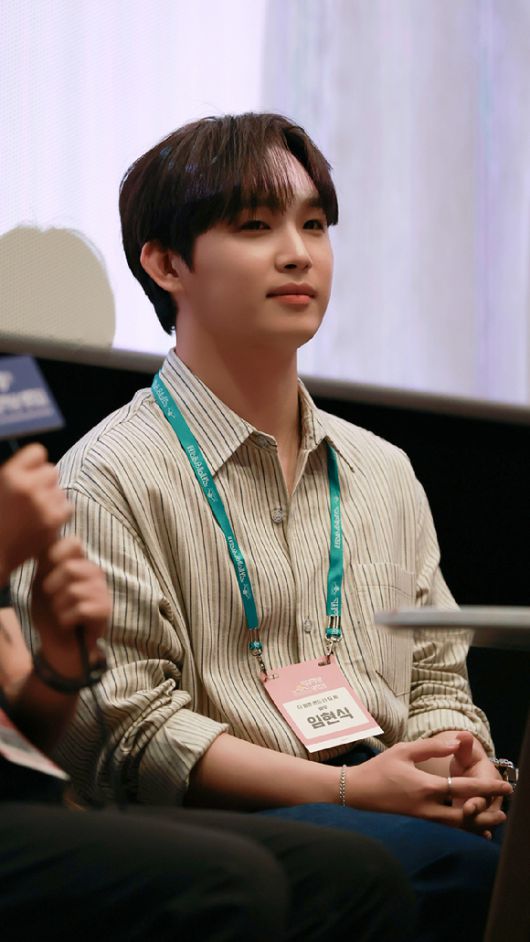 비투비 임현식이 '2025 국제해양영화제'에 참석해 포즈를 취하고 있다. [사진=비투비컴퍼니]