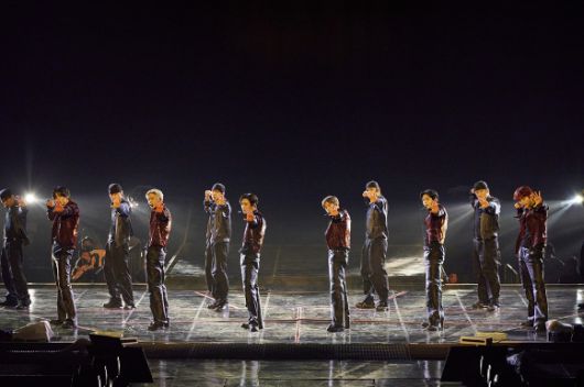 그룹 라이즈가 7월 4일부터 6일까지 서울 송파구 올림픽공원 KSPO DOME에서 열린 첫 단독 콘서트 투어 'RIIZING LOUD'(라이징 라우드)에서 무대를 펼치고 있다. [사진=SM엔터테인먼트]