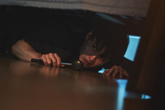 배우 강하늘이 넷플릭스 영화 '84제곱미터'에서 열연하고 있다. [사진=넷플릭스]