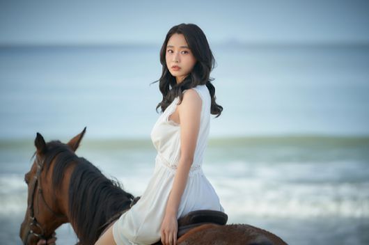 배우 방효린이 넷플릭스 시리즈 '애마'에서 열연하고 있다. [사진=넷플릭스]