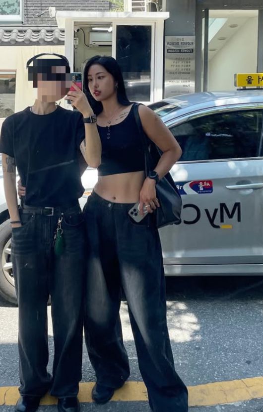 '강철부대W'에 출연했던 곽선희가 동성 연인을 공개하고 커밍아웃 했다. [사진=곽선희 인스타그램]