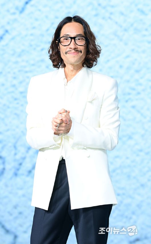 배우 류승범이 14일 오전 서울 동대문구 JW메리어트 동대문에서 열린 넷플릭스 영화 '굿뉴스' (감독 변성현) 제작보고회에 참석하고 있다. [사진=정소희 기자]