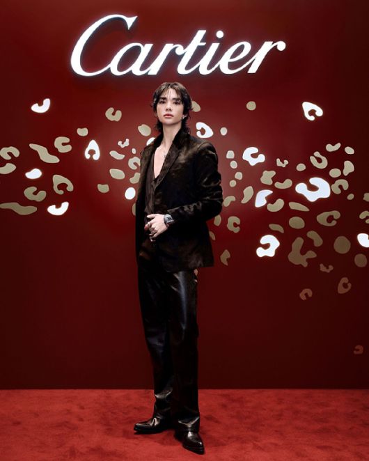 까르띠에 연말파티에 참석한 앰배서더 현진 [사진=© Cartier]