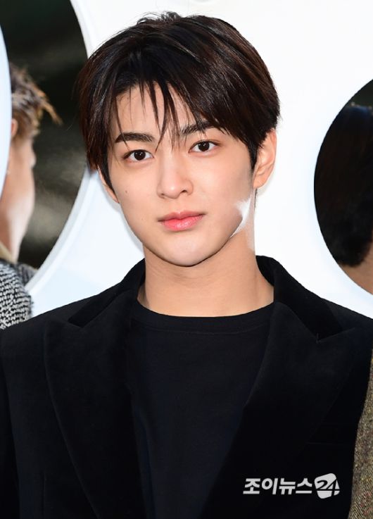 그룹 코르티스(CORTIS) 건호가 7일 오후 서울 성동구 성수동에서 열린 디올 포토콜 행사에 참석하고 있다. [사진=정소희 기자]