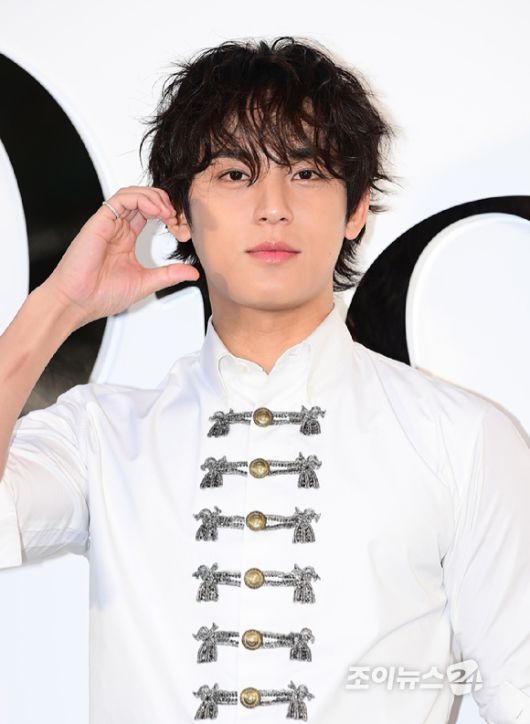 세븐틴 민규가 7일 오후 서울 성동구 성수동에서 열린 디올 포토콜 행사에 참석하고 있다. [사진=정소희 기자]