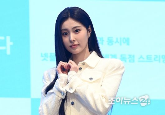 배우 강혜원이 7일 오후 서울 구로구 더 세인트에서 진행된 '첫입에 반하다' 제작발표회에서 포즈를 취하고 있다. [사진=곽영래 기자]