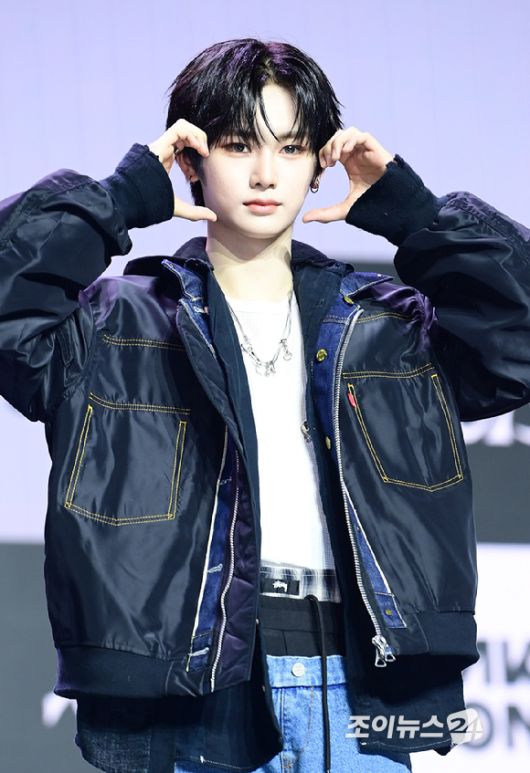 그룹 알파드라이브원 안신이 12일 오후 서울 용산구 블루스퀘어 SOL트래블홀에서 열린 알파드라이브원(ALPHA DRIVE ONE) 첫 번째 데뷔 미니 1집 'EUPHORIA'(유포리아) 발매 기념 쇼케이스에 참석하고 있다. [사진=정소희 기자]