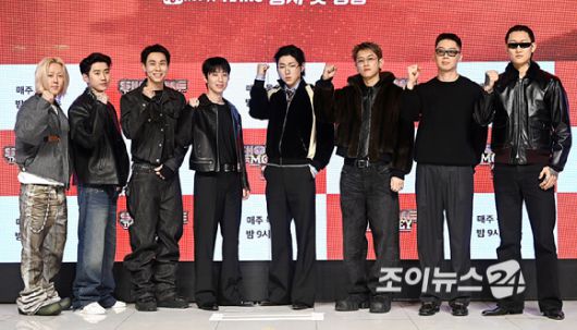 릴 모쉬핏, 박재범, 로꼬, 그레이, 지코, 크러쉬, 허키 사바세키, 제이통이 15일 서울 강남구 엘리에나 호텔에서 열린 Mnet '쇼미더머니12' 제작발표회에서 포즈를 취하고 있다. [사진=곽영래 기자]