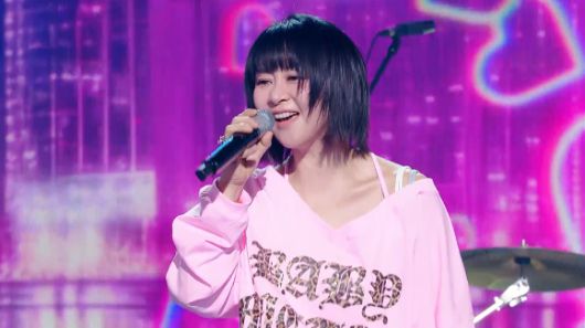 더 시즌즈-십센치의 쓰담쓰담 [사진=KBS ]