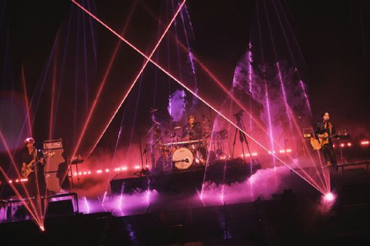 밴드 씨엔블루가 서울 티켓링크 라이브 아레나(구 올림픽공원 핸드볼경기장)에서 2026 CNBLUE LIVE '3LOGY'(2026 씨엔블루 라이브 '쓰릴로지')를 개최하고 관객들을 만나고 있다. [사진=FNC엔터테인먼트]