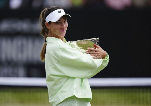 [SWTV 스포츠W 임재훈 기자] 미국의 맥카트니 케슬러가 생애 세 번째 여자프로테니스(WTA)투어 단식 우승 트로피를 들어 올렸다.(사진: AP=연합뉴스)