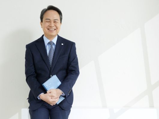 진옥동 신한금융그룹 회장. 사진ㅣ신한금융그룹