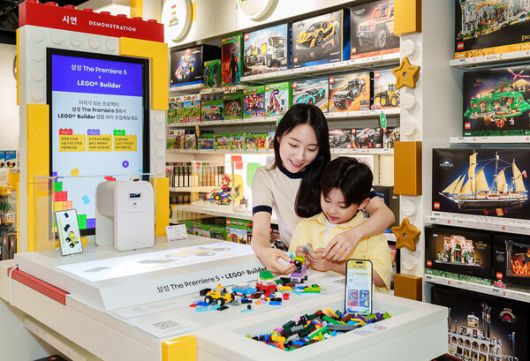 레코코리아-삼성전자, 공식 레고스토어 롯데백화점 잠실점 ‘레고 빌더 x 더 프리미어 5’ 체험존