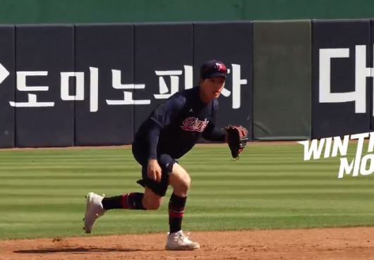 한태양 연습장면 [사진=롯데자이언츠 SNS 캡쳐]