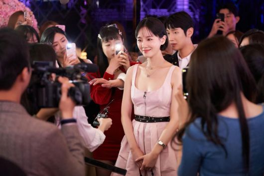 사진=셀러브리티/넷플릭스