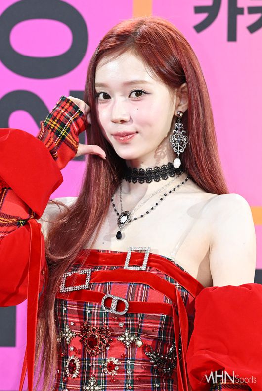 윈터 '아기백구 하트 어택'