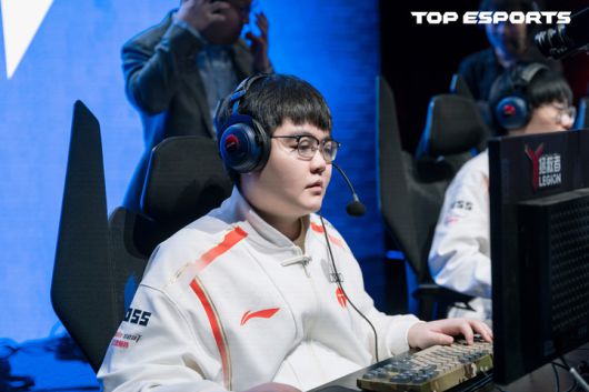 369 바이자하오, 사진=탑 이스포츠(TES) 공식 웨이보