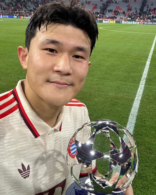27일 파리 생제르맹과 경기 후 최우수선수로 선정된 바이에른 뮌헨 김민재