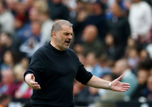 토트넘의 엔제 포스테코글루 감독