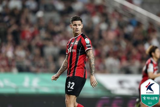 17일 서울월드컵경기장에서 열린 강원FC와 경기에 후반 교체 출전해 K리그 데뷔전을 치른 FC서울 클리말라