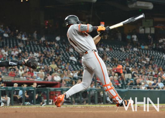 (이정후의 타격모습)