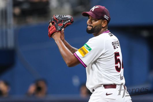 키움 히어로즈 라울 알칸타라