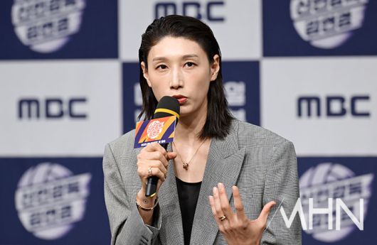 신인감독 김연경 제작발표회 당시 김연경