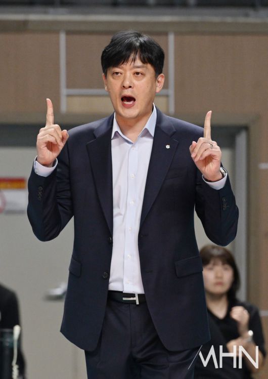 GS칼텍스 이영택 감독