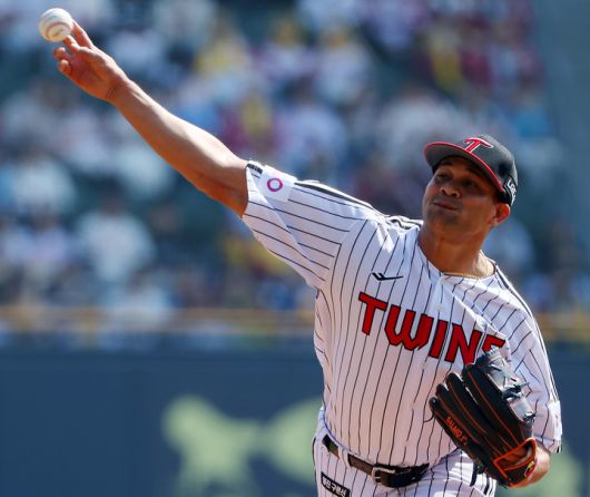 LG 트윈스 투수 요니 치리노스