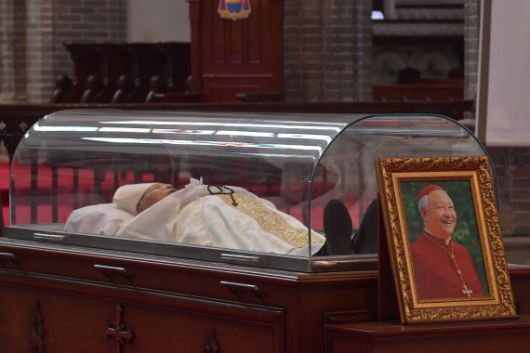 [서울=뉴시스]조수정 기자 = 28일 서울 명동성당에서 선종한 정진석 추기경이 안치돼 있다. (공동취재사진) 2021.04.28. photo@newsis.com /사진=뉴시스