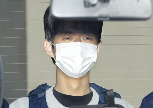 17일(현지시간) 기시다 후미오 일본 총리에게 폭발물을 투척한 혐의로 체포된 용의자 기무라 류지. 뉴스1