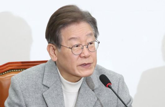 이재명 더불어민주당 대표가 6일 오전 서울 여의도 국회에서 열린 최고위원회의에서 발언을 하고 있다. 2023.12.6/뉴스1 ⓒ News1 임세영 기자 /사진=뉴스1