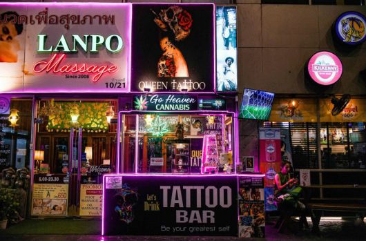 지난 2월 6일 태국 방콕에서 촬영된 대마초 판매점.AFP연합뉴스