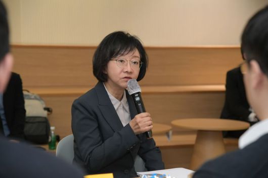 오유경 식품의약품안전처 처장이 16일 경기 성남시 카카오브레인에서 열린 간담회에서 발언하고 있다. 식품의약품안전처 제공