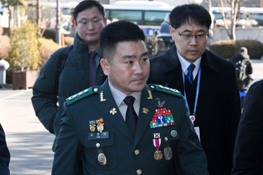 비상계엄 사태 당시 국회에 투입됐던 707특수임무단을 이끄는 김현태 단장이 지난 6일 서울 종로구 헌법재판소에서 열린 탄핵 심판 6차 변론기일에 증인 출석하고 있다. /사진=뉴스1