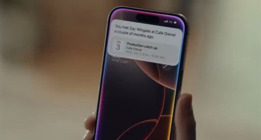 애플이 비공개한 '더 개인화된 AI 시리' 관련 광고. 출처=뉴스1, 벨라 램지 인스타그램