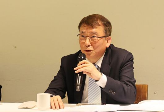 정진호 한국과학기술한림원 원장이 18일 서울 중구 달개비에서 간담회를 갖고 한림원 운영 방향에 대해 설명하고 있다. 한림원 제공