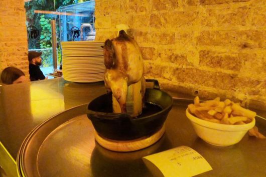 모르츠 맥주공장의 시그니처 메뉴 맥주치킨. 사진=김태원(tan)