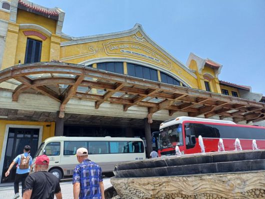 하롱 항구의 모습. 사진=이환주 기자