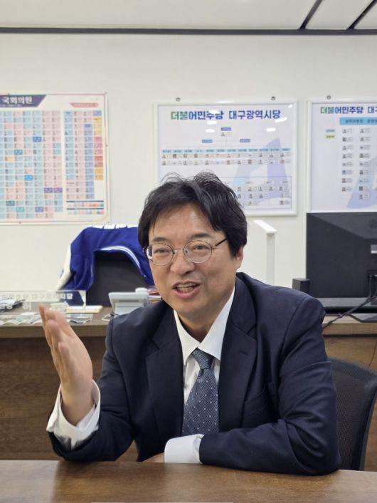 지난 18일 대구 중구 더불어민주당 대구시당에서 만난 허소 대구시당 위원장. 사진=성석우 기자