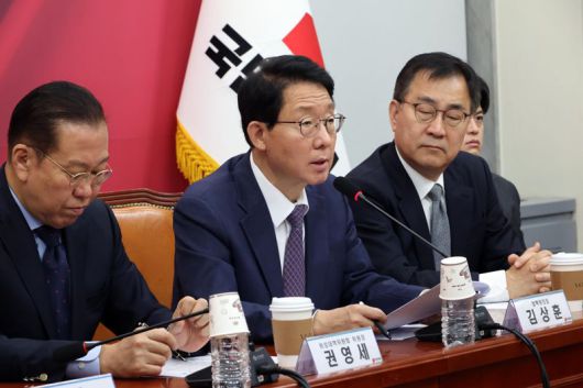 김상훈 국민의힘 정책위의장이 1일 서울 여의도 국회에서 열린 비상대책위원회의에서 발언하고 있다. 사진=박범준 기자