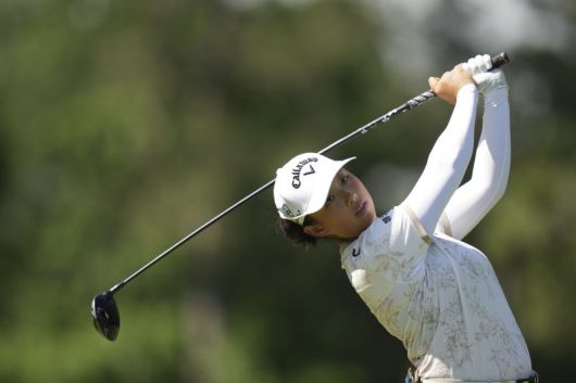 이소미가 26일(현지 시간) 미 텍사스주 우들랜즈의 더 클럽 앳 칼턴우즈에서 열린 미국여자프로골프(LPGA) 투어 셰브론 챔피언십 3라운드 2번 홀에서 티샷하고 있다. 이소미는 중간 합계 5언더파 211타 공동 11위에 자리했다. 뉴시스