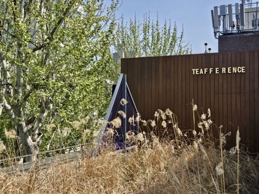 서울 익선동에 있는 티퍼런스서울 3층 테라스. 사진=이정화 기자