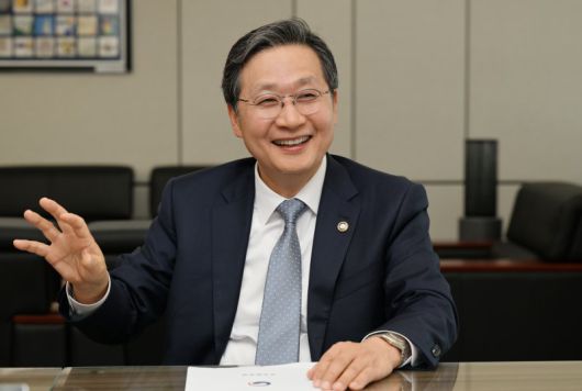 윤영빈 우주항공청장                                      누리호3차발사 성공 모습 우주항공청 제공