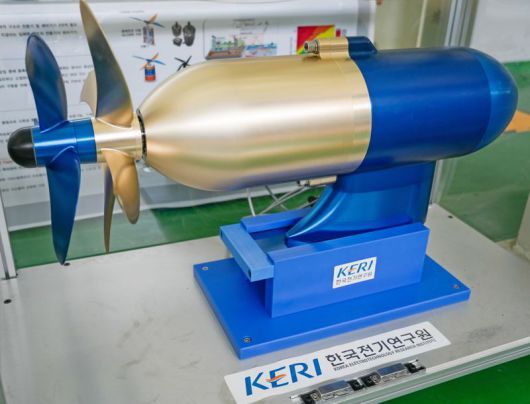 KERI 홍도관 박사가 개발한 '50kW급 비접촉 마그네틱 기어 적용 상반회전 프로펠러’. KERI 제공